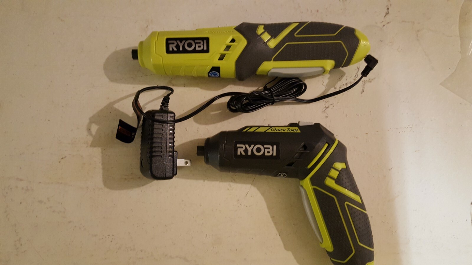 Ryobi HP44L - HP34L Cordless Screwdrivers