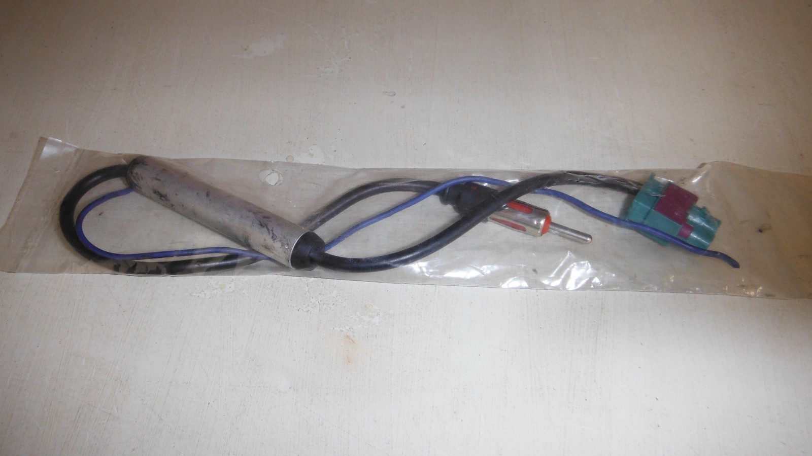 40-EU56 METRA European Antenna Adapter (FAKRA) DUAL CONNECTOR (O12)