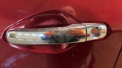 Used Left Front Outside Door Handle fits: 2010 Chevrolet Equinox Chrome