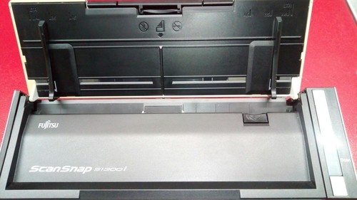 Fujitsu S1300i ScanSnap Document Scanner