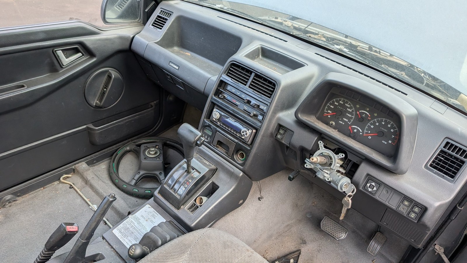 1988 - 1995 Suzuki Vitara ET 3 Door SUV 4WD Left Headlight - thumbnail 11