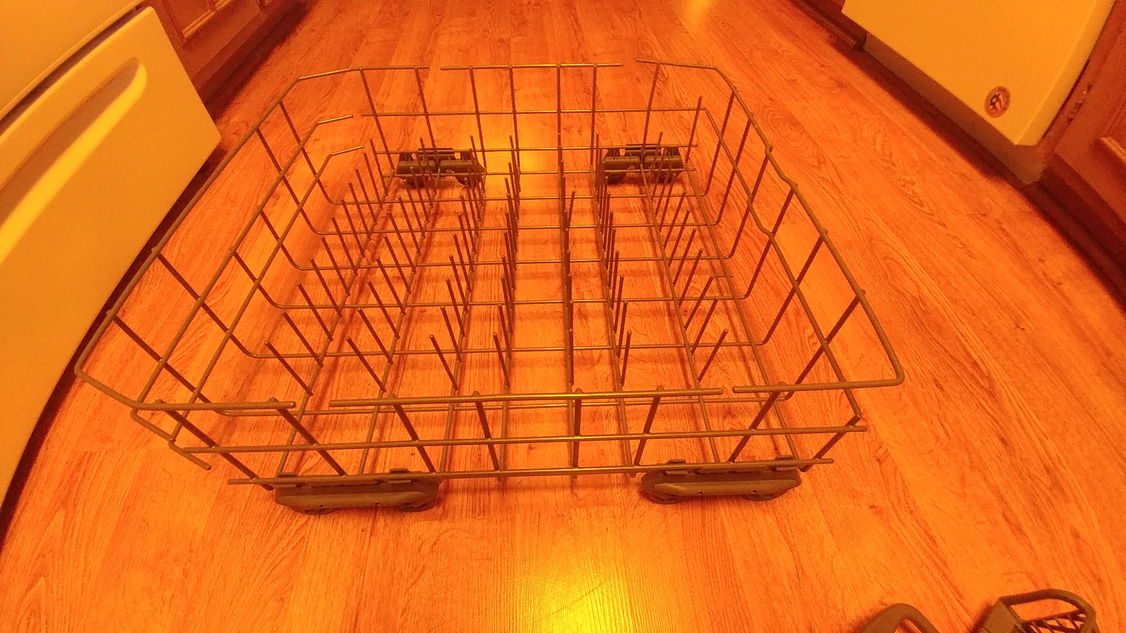 Maytag dishwasher lower bottom rack wpw10525642