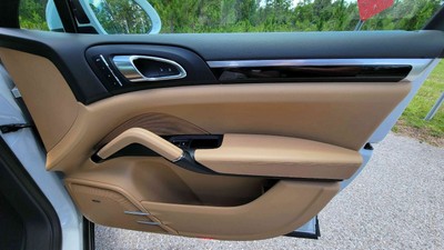 image 6 of interior