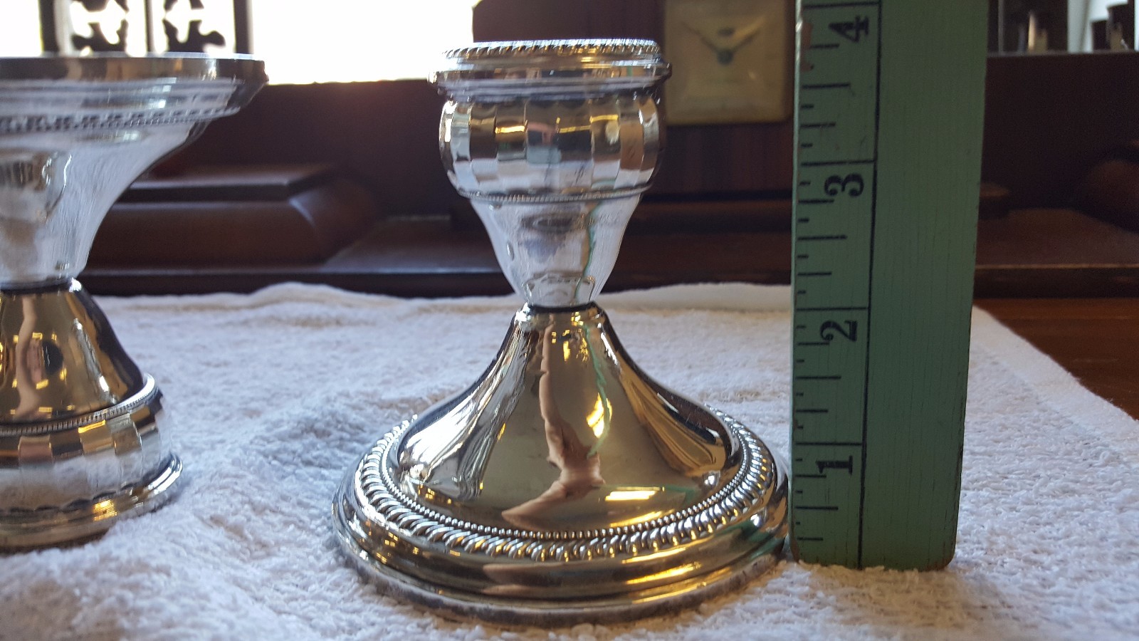 Set of 2 Crest Silver Co. Candlesticks Sterling Weighted 4