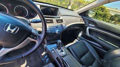 image 3 of interior