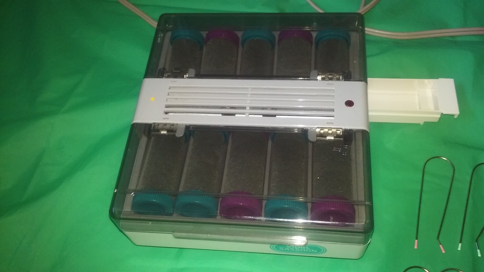 Vidal Sassoon VS371 Travel Compact Portable Hairsetter Hot Curlers Rollers