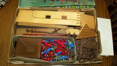 VINTAGE 1962 HALSAM FORT AMERICA FRONTIER FORT PLAY SET NO 850~COWBOYS & INDIANS