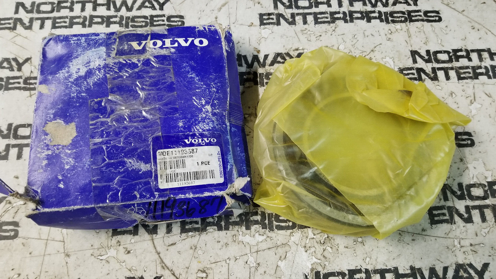 VOVLO BEARING 11193687 VOE11193687 ROLLER BEARING - Picture 1 of 2