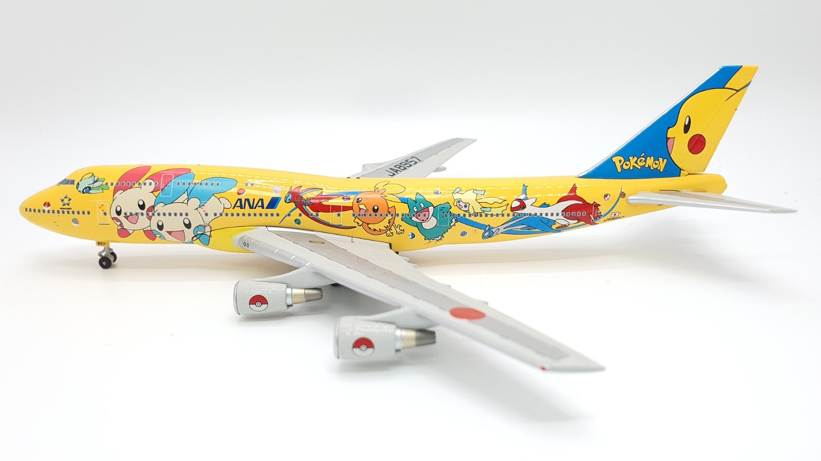 1/200 B747-481 全日空 ANA ポケモンジェット ブルーボックス 1/200 B747-481 全日空 ANA ポケモンジェット ブルーボックス