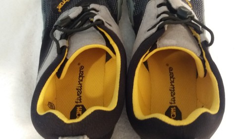 Kids Vibram Fivefingers Toe Shoes Size 37