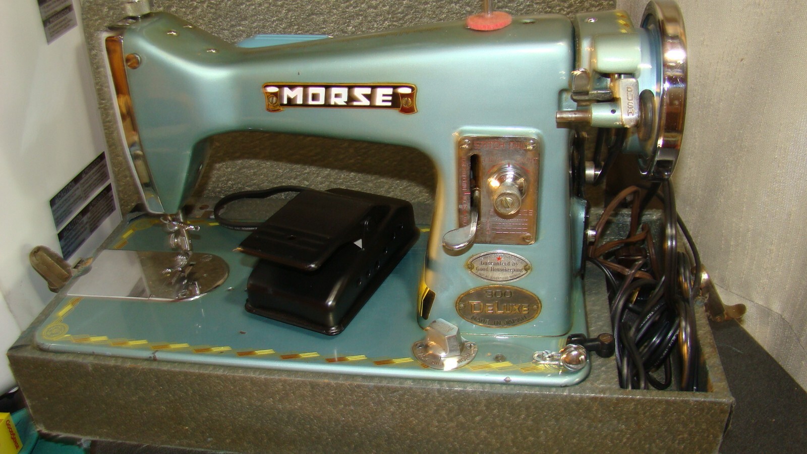 Vintage Morse Sewing Machine Deluxe 300 Model With Case | eBay
