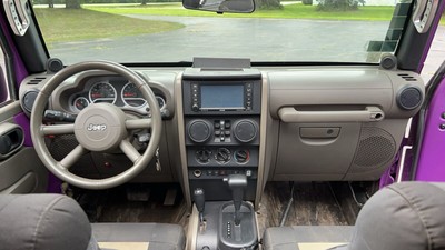 image 4 of interior