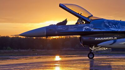 Aircraft general dynamics f16 fighting falcon Custom Gaming Mat Desk 4084