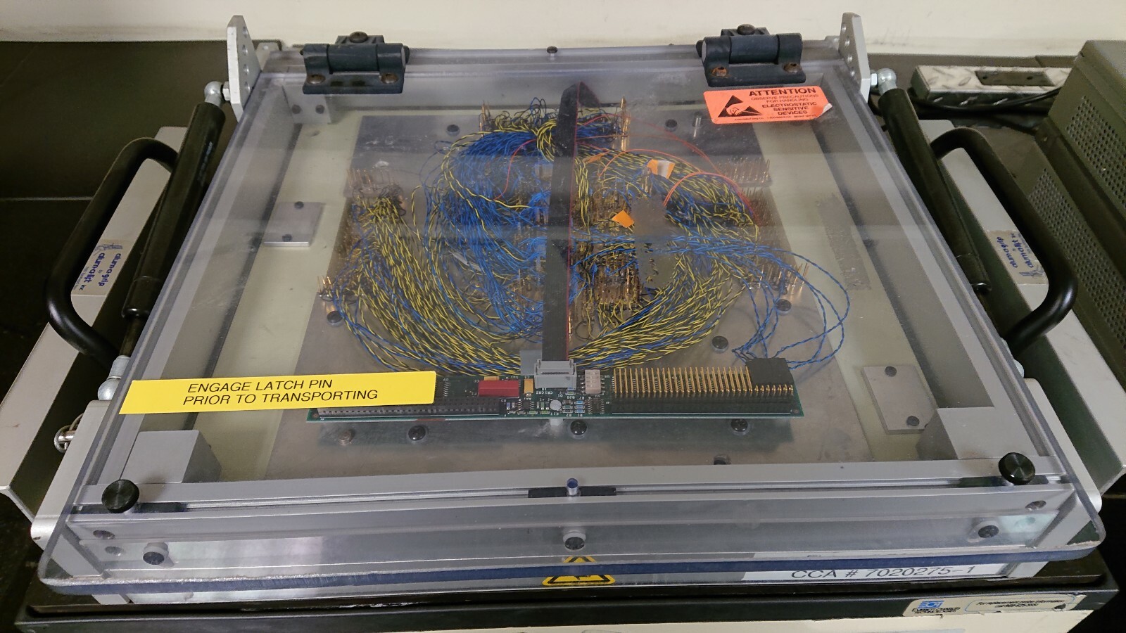 EVERETT Charles CMMM885X-D DISS-STAT FIXTURE - ESD PROTECTED