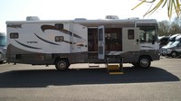Winnebago Vista American motorhome R.V. Disabled Wheel chair access/ ... 2010/10