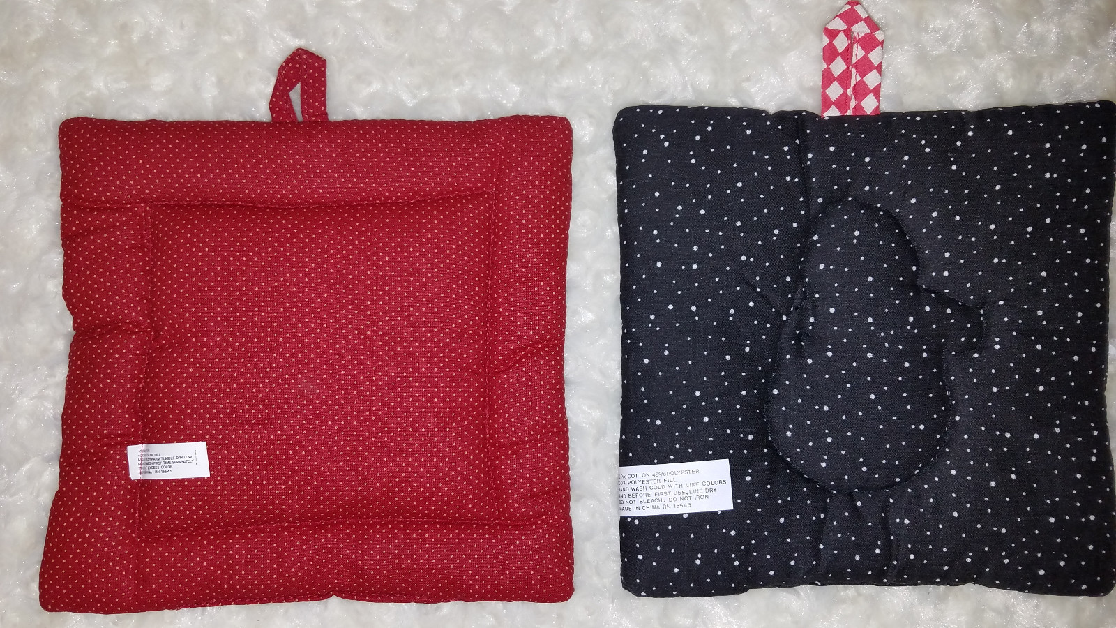 Vintage B&D Set of 2 Christmas Snowman & Candy Cane Pot Holders. Never used