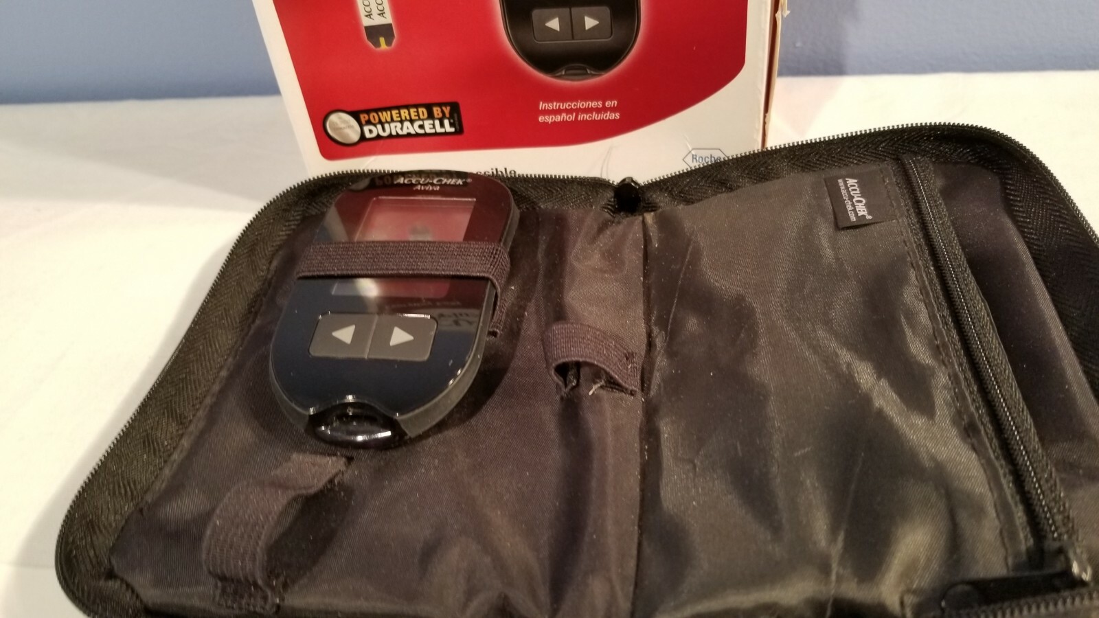 Accu-Chek Aviva Plus Blood Glucose Monitoring System with Case in Box, no strips