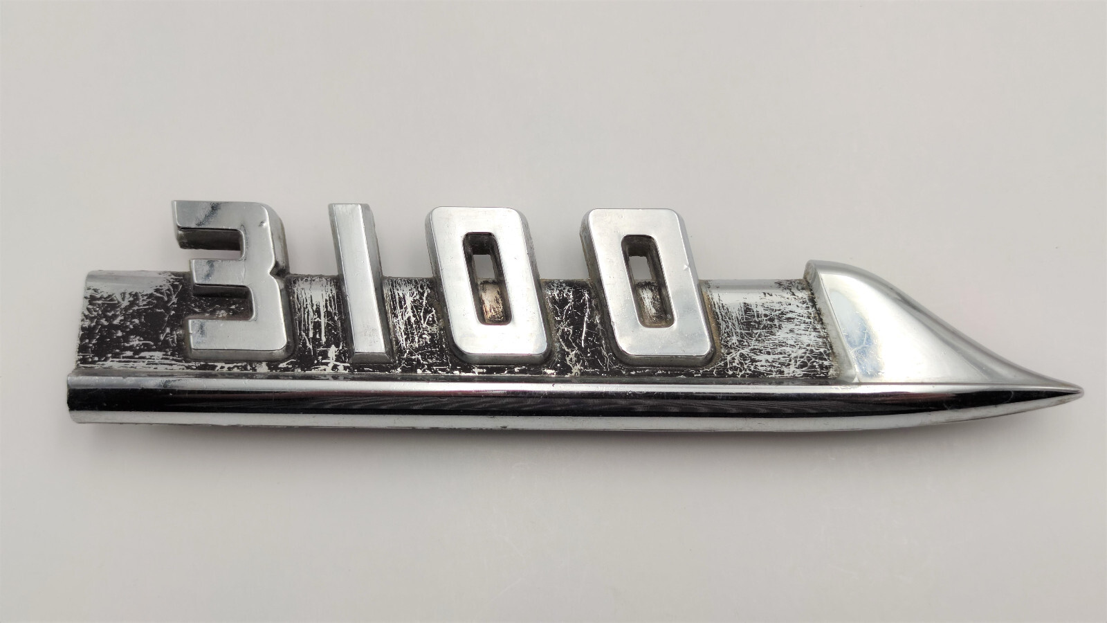 1956 CHEVROLET 3100 EMBLEM SIDE LH TRUCK ORIGINAL PART | eBay 1956 CHEVROLET 3100 EMBLEM SIDE LH TRUCK ORIGINAL PART | eBay