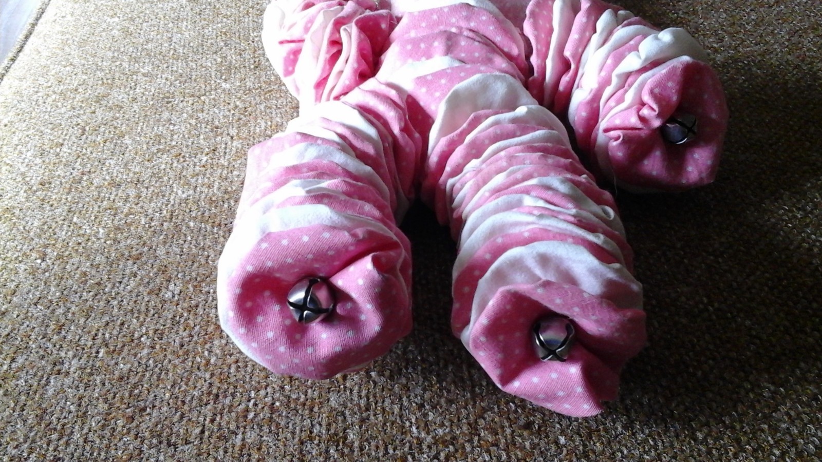 Vintage Yo-Yo Clown Handmade Pink and White with bells 14