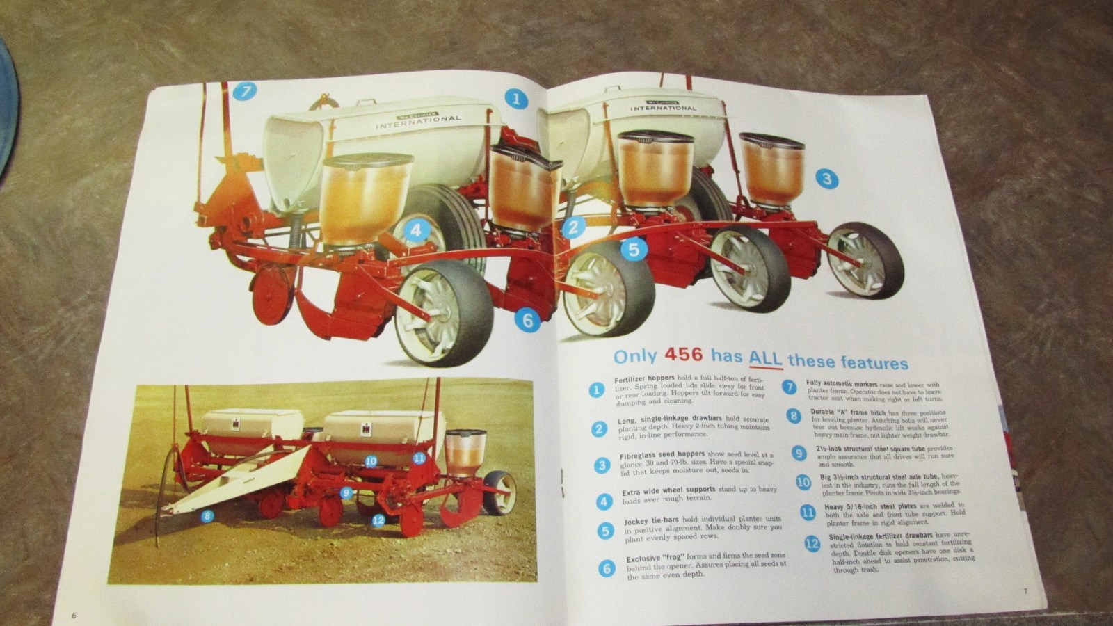 VINTAGE INTERNATIONAL HARVESTER 456 ROTARY VALVE CORN PLANTER COLOR BROCHURE