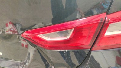 16-25 Chevrolet Malibu Right Passenger Inner Tail Light Assembly (Lid Mounted)