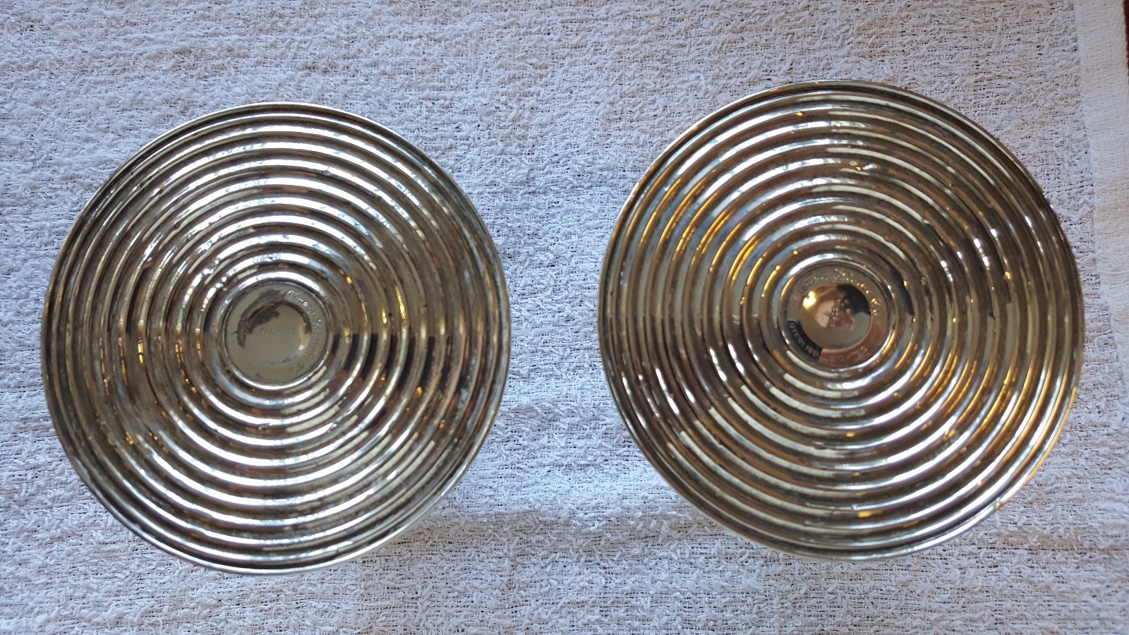 Set of 2 Crest Silver Co. Candlesticks Sterling Weighted 4