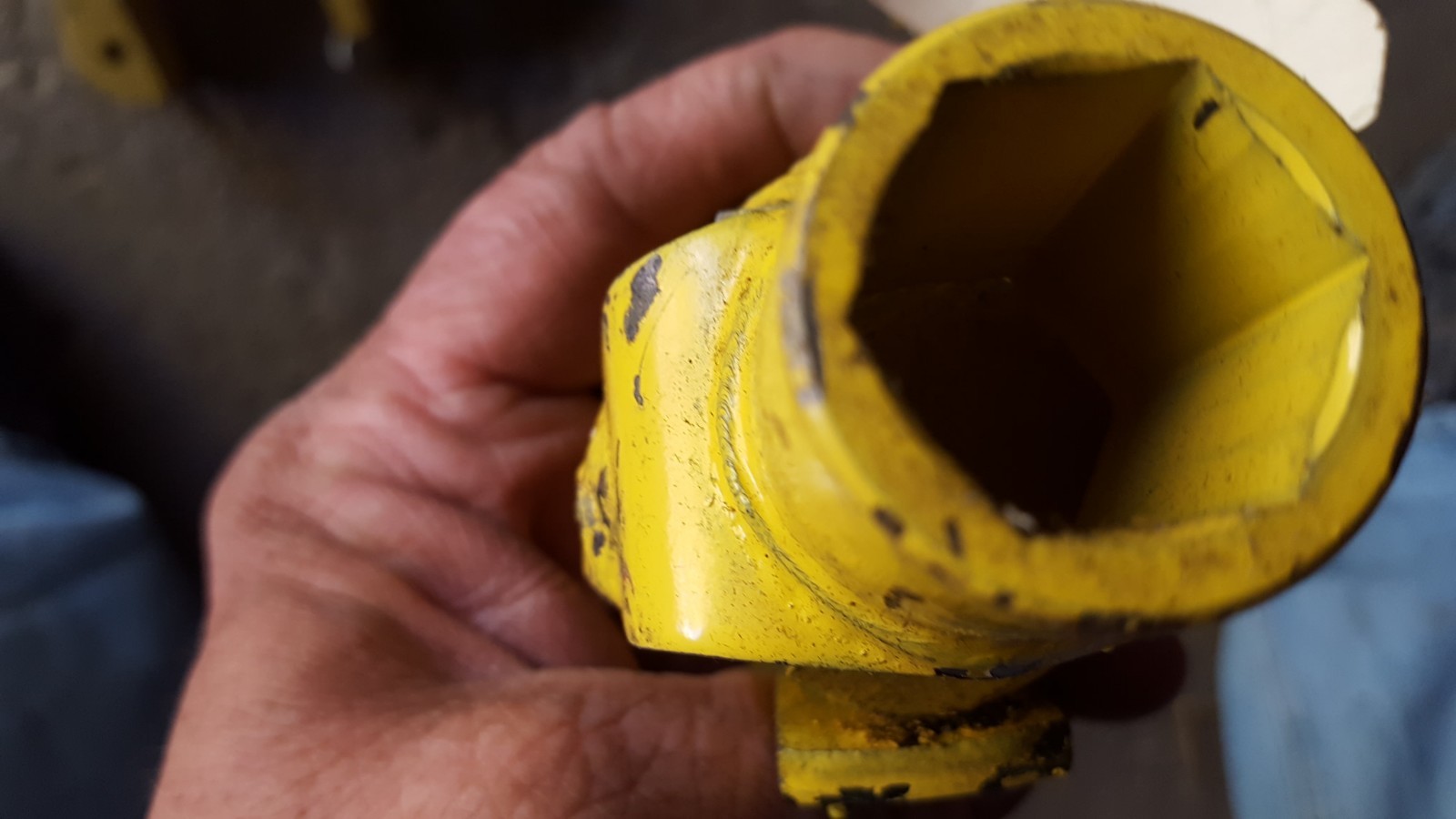 NEW HOLLAND PART # 716252 SPIDER  UNIVERSAL