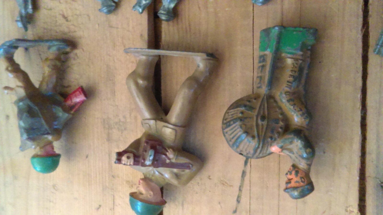 vintage lead toys army men (you get all of them)