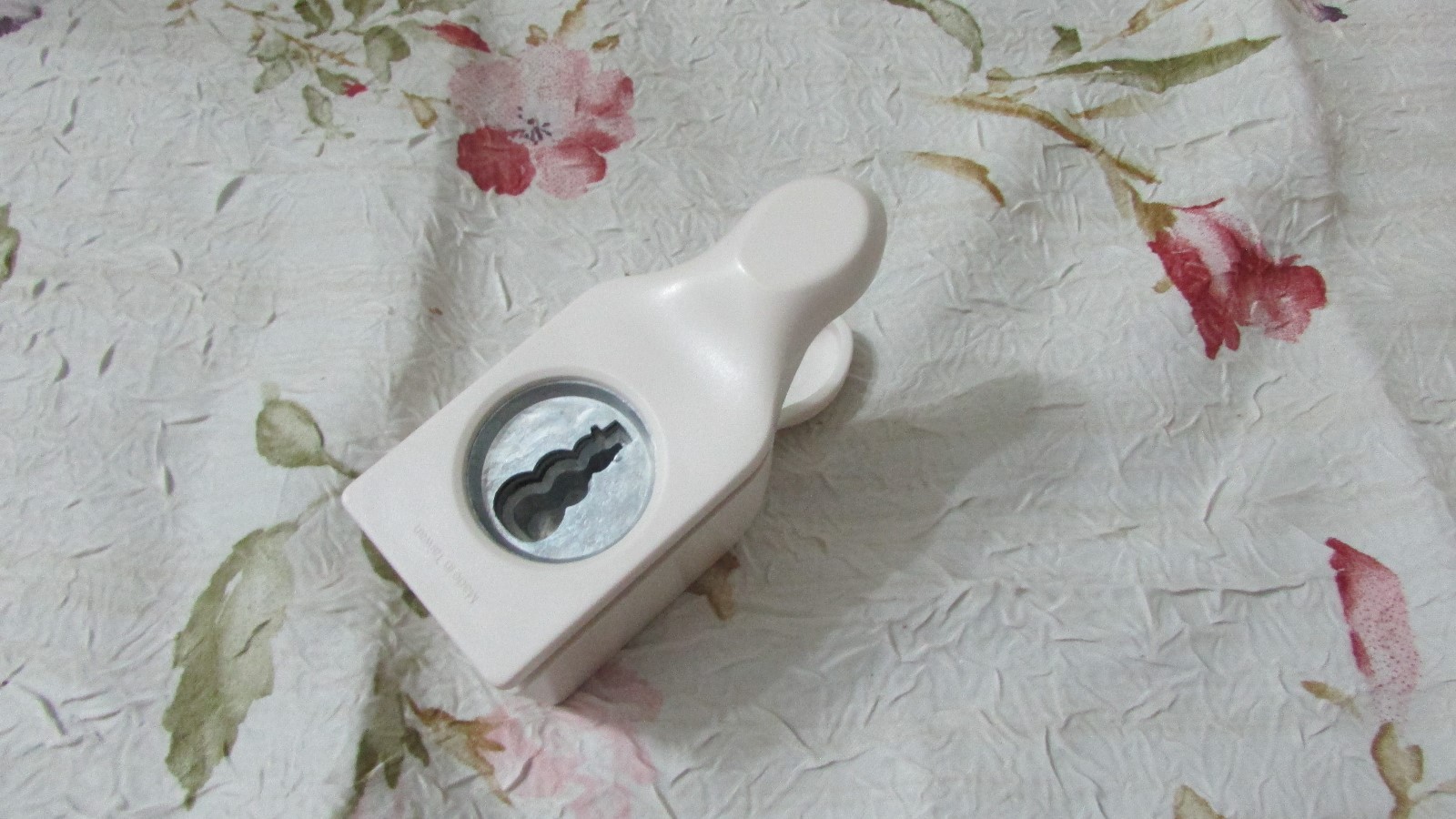 Martha Stewart Crafts SNOWMAN Punch Paper Scrapbooking Cardmaking EXC