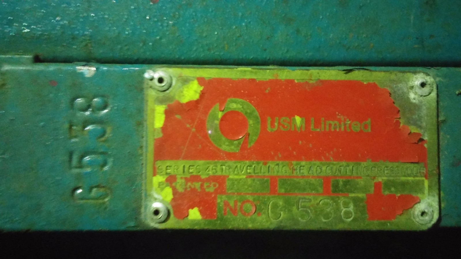 USM Travelling head clicker press die cutting press