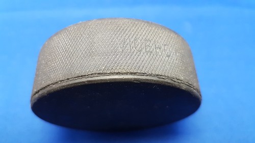 VINTAGE NEW YORK ISLANDERS 1980s NHL Hockey Puck VICEROY