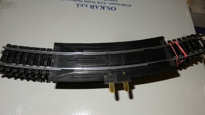 MEHANO F210 12 binari curvi R. 4572 30° per formare un ovale 1/87