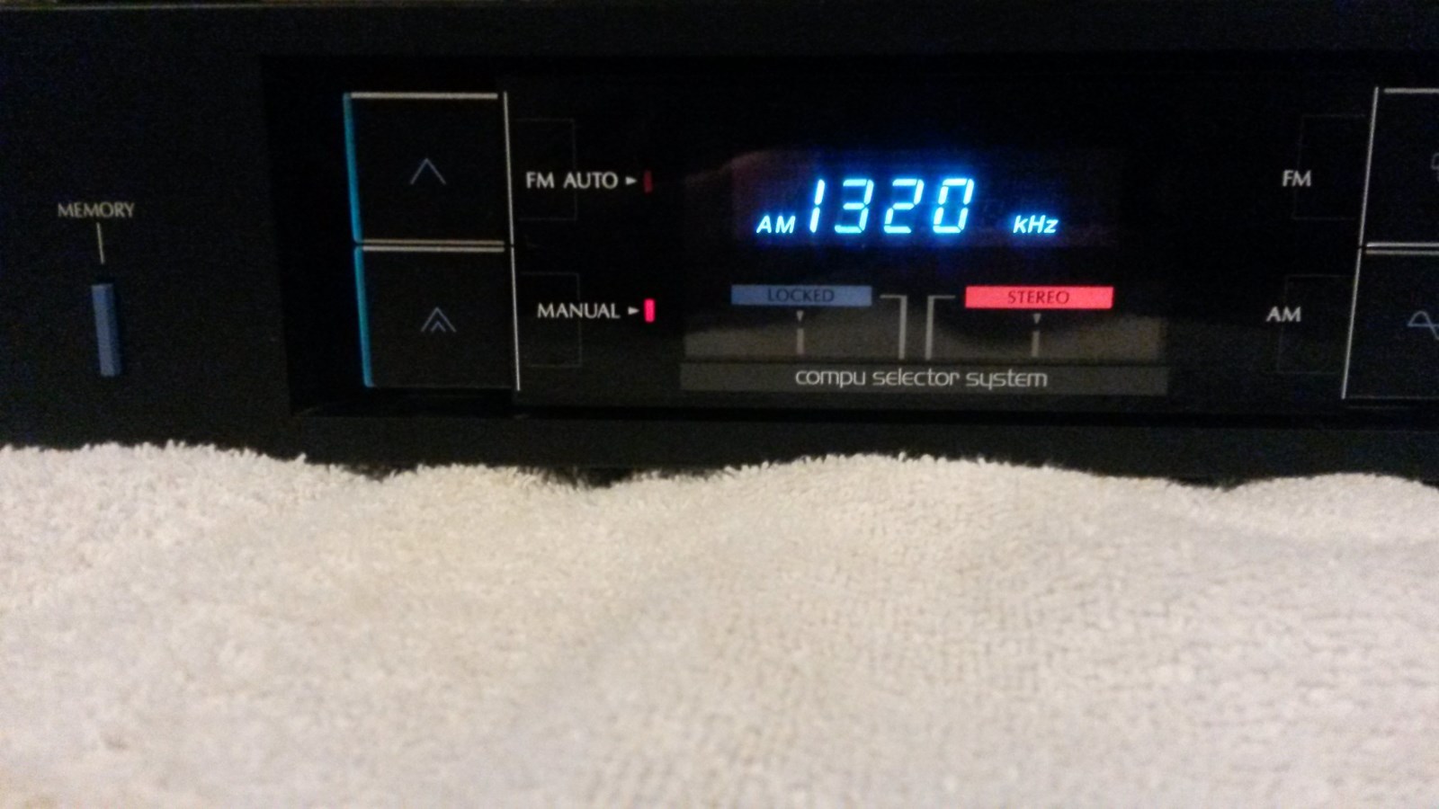 Sansui T-710 Quartz PLL Synthesizer Tuner***FREE SHIPPING***