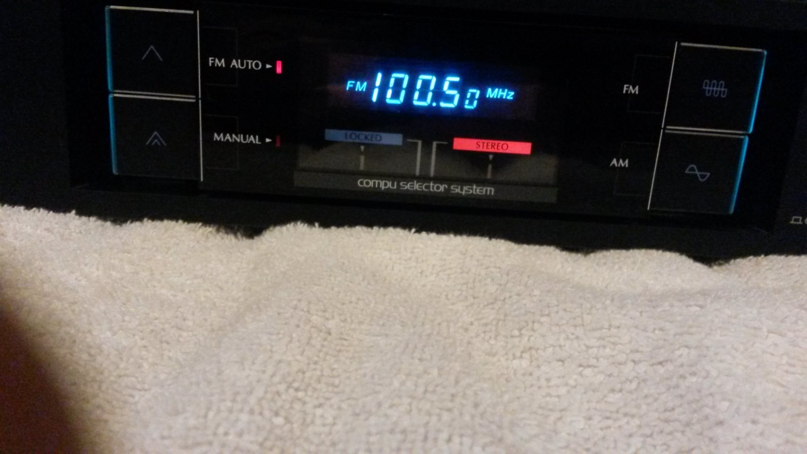 Sansui T-710 Quartz PLL Synthesizer Tuner***FREE SHIPPING***