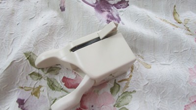 Martha Stewart Crafts LADYBUG Corner Punch Paper Scrapbooking Cardmaking EXC