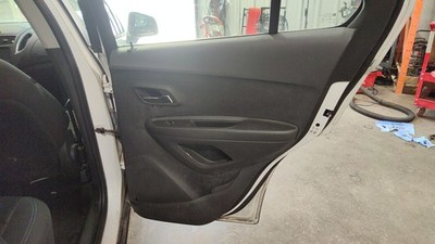 2015-2016 Chevrolet Trax RH Pax Rear Door Interior Trim Panel Jet Black (AFJ)