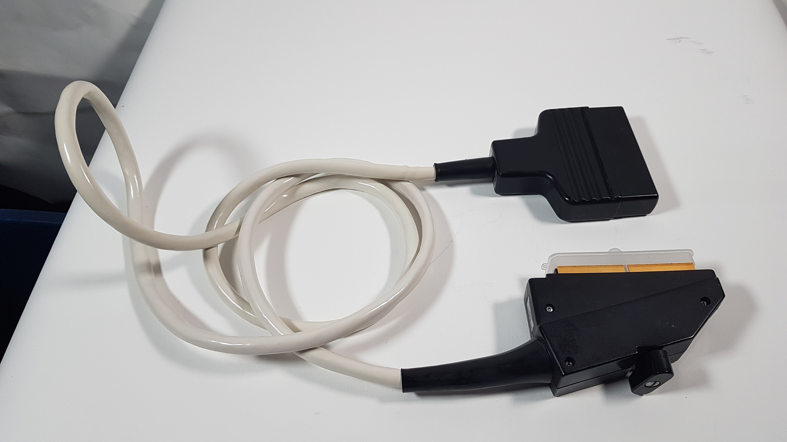 Acuson L382 (3.5 MHz) Linear Array Ultrasound Transducer Probe