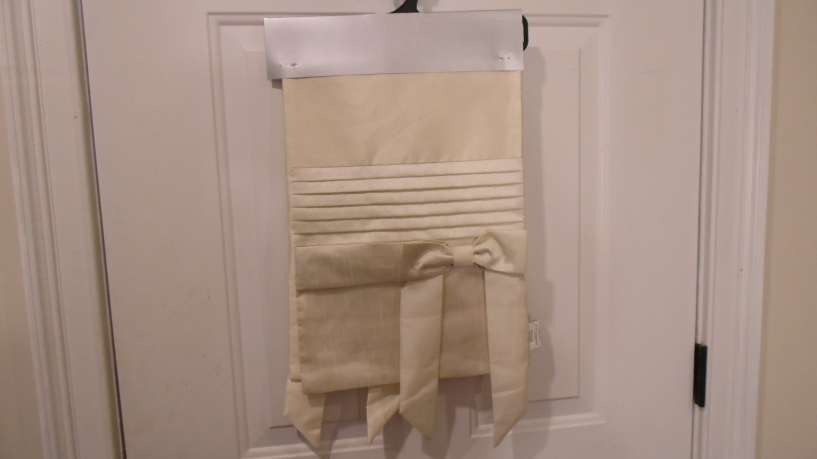 IVORY COLOR TABLE RUNNER,13