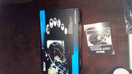 Veetop 2 x 800m Water Resistant Bluetooth Motorcycle Motorbike Helmet Intercom..