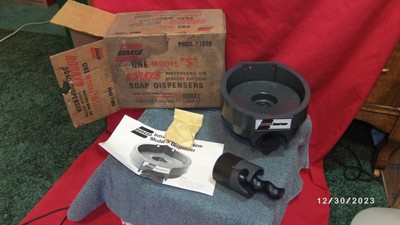 NOS Vintage Borax Model S Soap Dispenser 20 Mule Team
