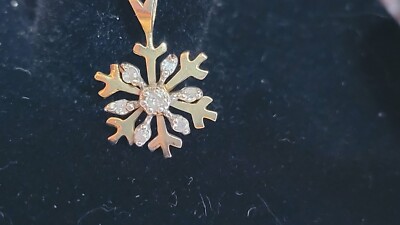 Pre-Owned Beautiful Women s 14K Yellow Gold Diamond Snowflake Pendant Marked