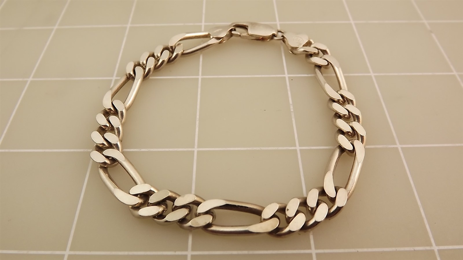 Sterling Silver 925 Heavy Curb Link Bracelet 22.0Grams 8