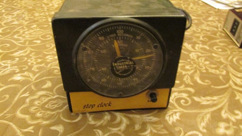 Singer Industrial Sc-100 Stop Clock/reset 115 Volts Cycles 60 15 Watts