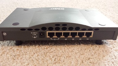 SMC EZ Hub 10/100 Model SMC5705DS