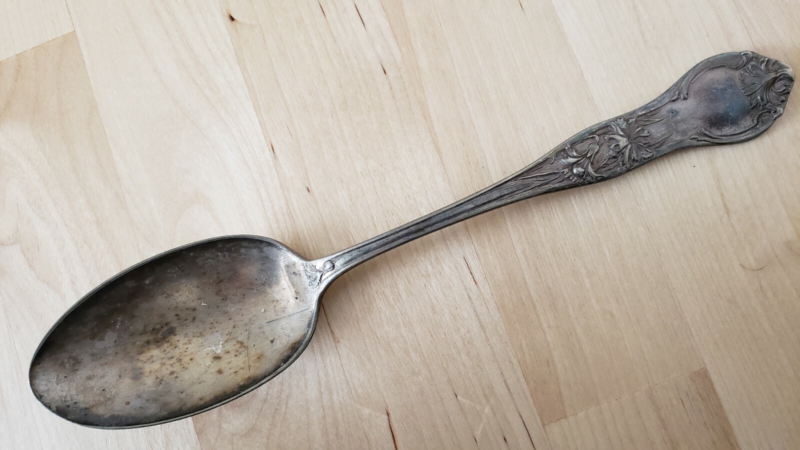 ANTIQUE VINTAGE Collectible SERVING SPOON 8 ANTIQUE VINTAGE Collectible SERVING SPOON 8