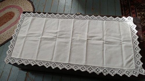 Vintage Set of 10 Large White Linens