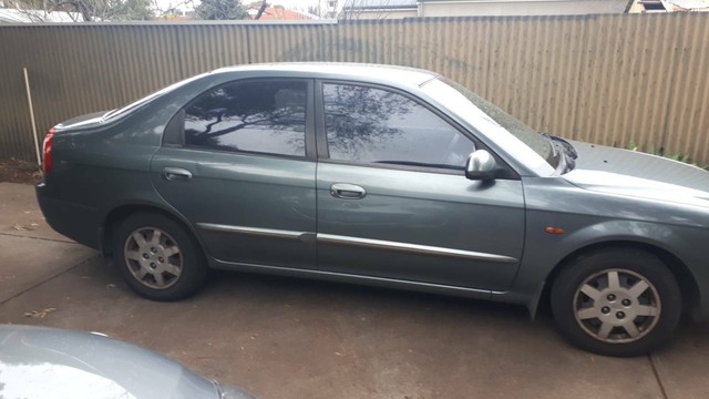 Kia spectra 2001