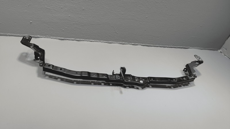 Used 2017-2020 Acura MDX Front Bumper Center Retainer Mount Support Bracket OEM
