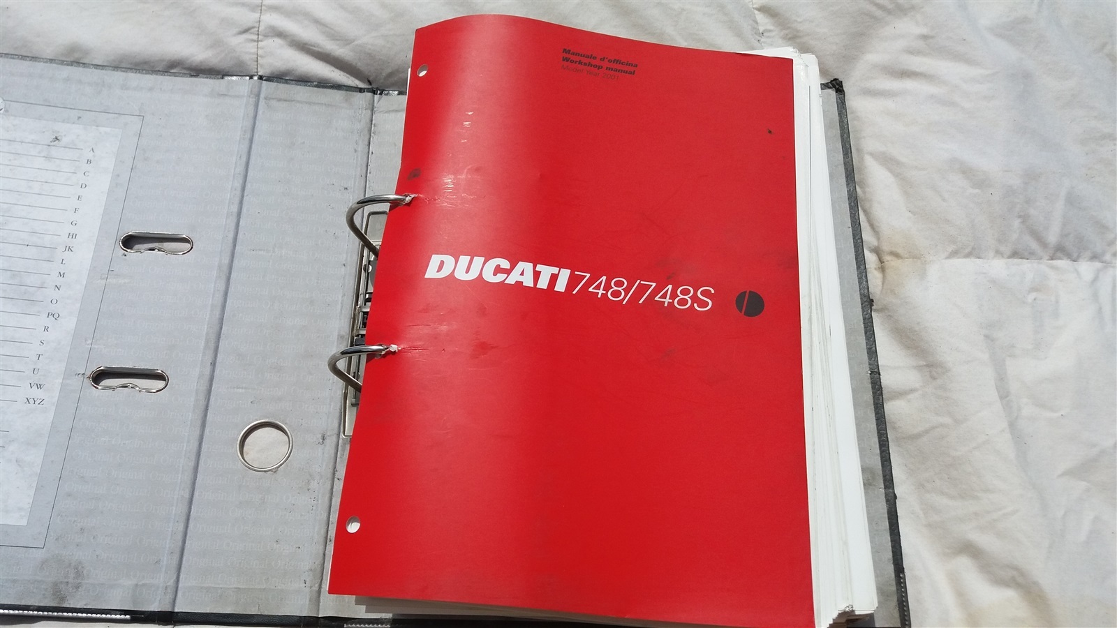 DUCATI 748 748S 2001 OFFICIAL FACTORY WORKSHOP MANUAL