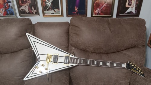 FLYING V / RANDY V 的ボディ New Factory Customization Electric Guitar Randy Rhoads V